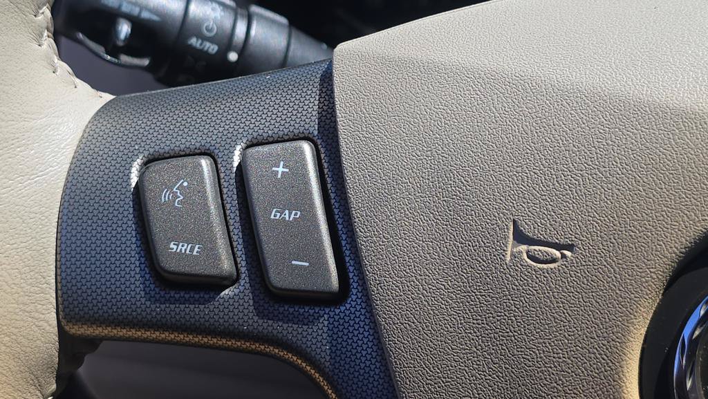 Used 2005 Cadillac XLR RWD image 26