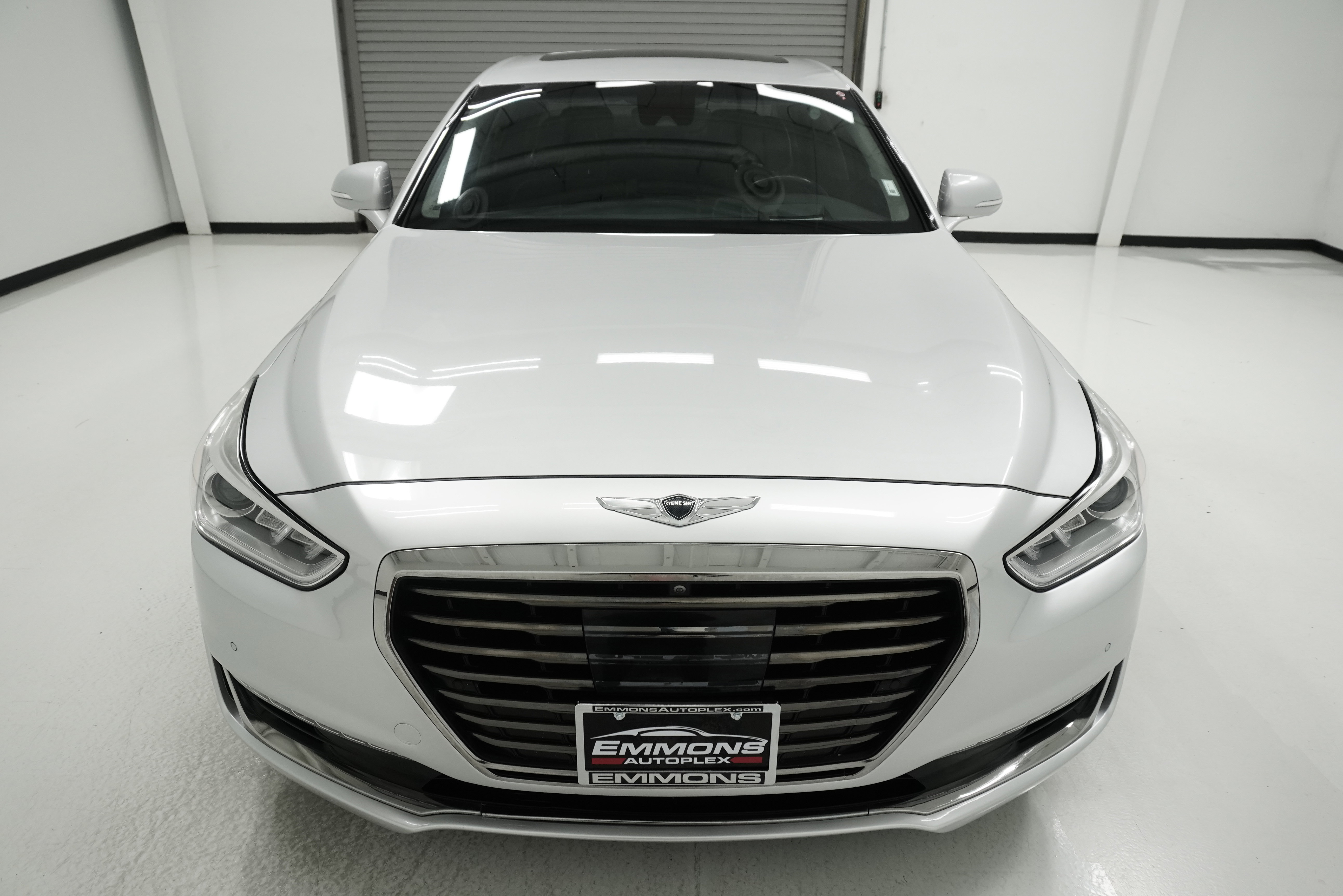 Used 2019 Genesis G90 3.3T Premium image 2