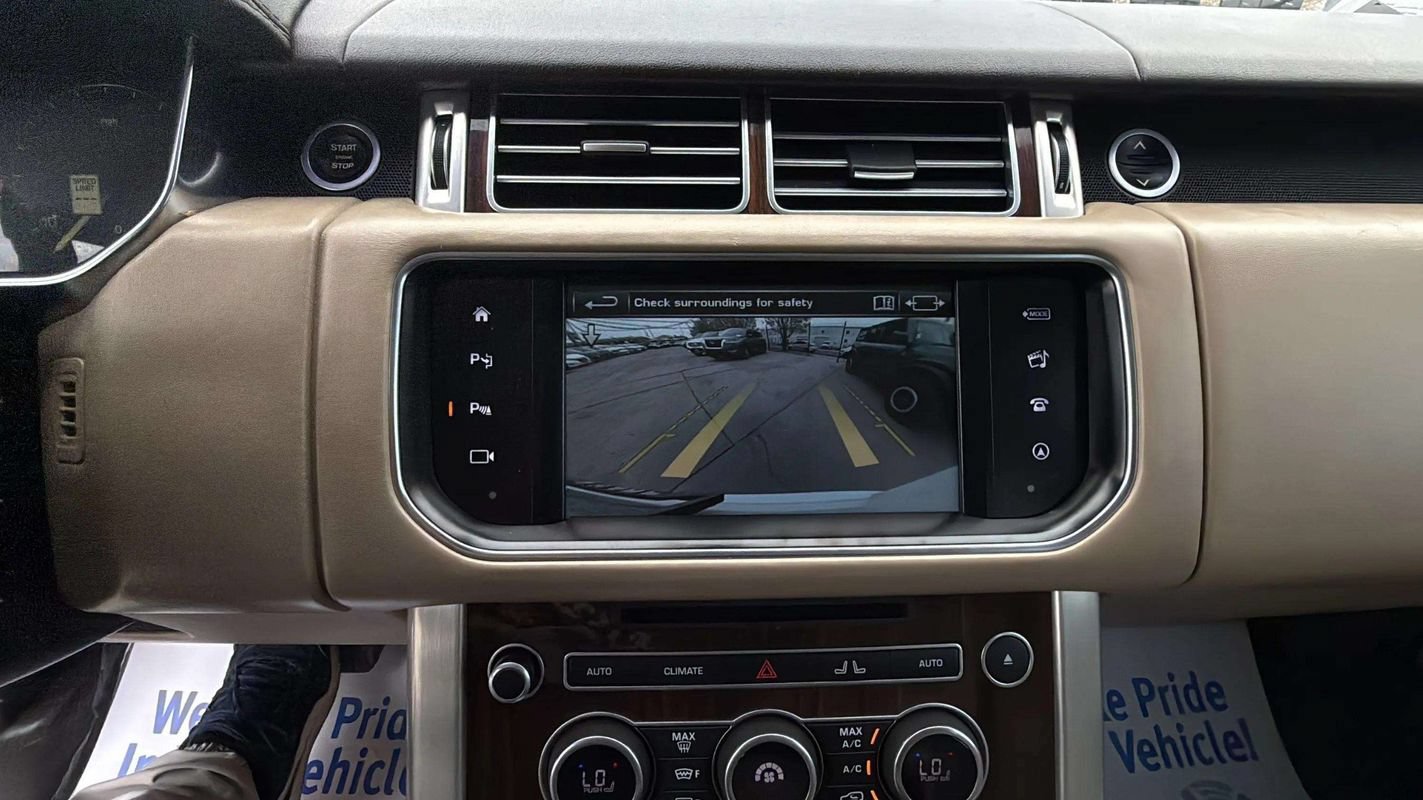 Used 2016 Land Rover Range Rover HSE AWD/4WD image 9