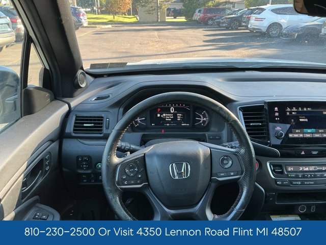Used 2023 Honda Passport TrailSport image 18