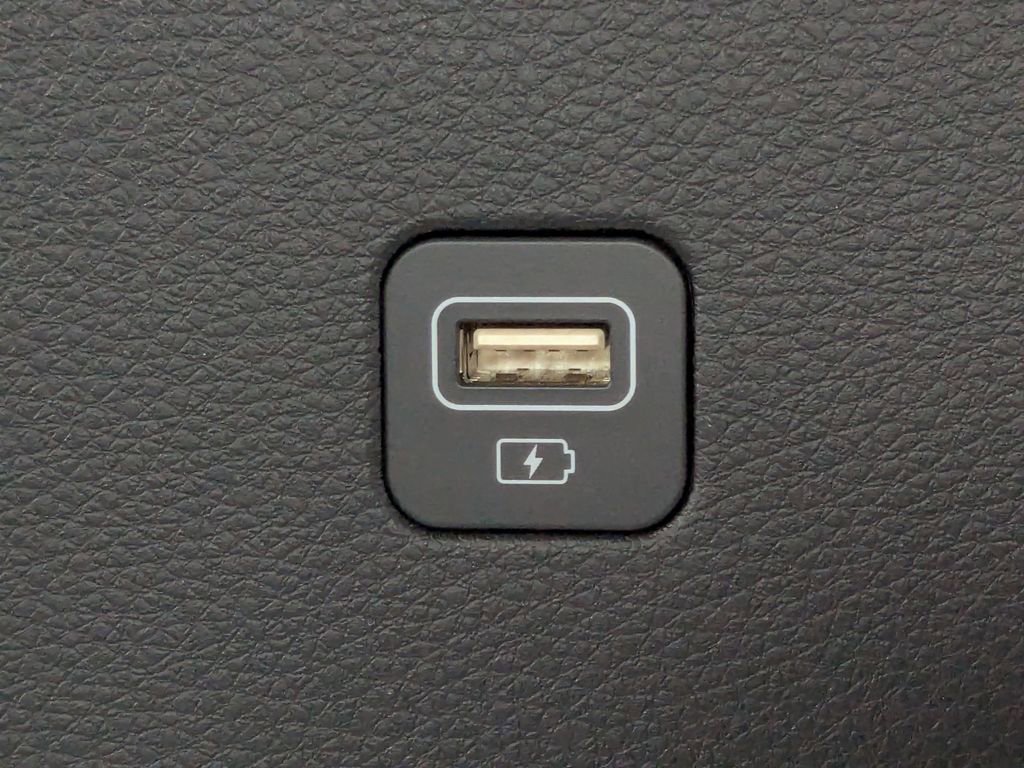 Used 2022 Kia Carnival SX FWD image 17