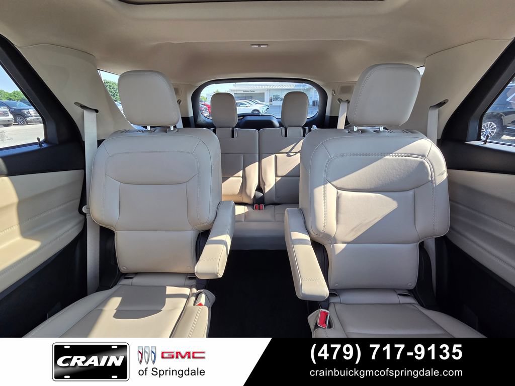 Used 2023 Ford Explorer XLT w/ Equipment Group 202A AWD/4WD image 30