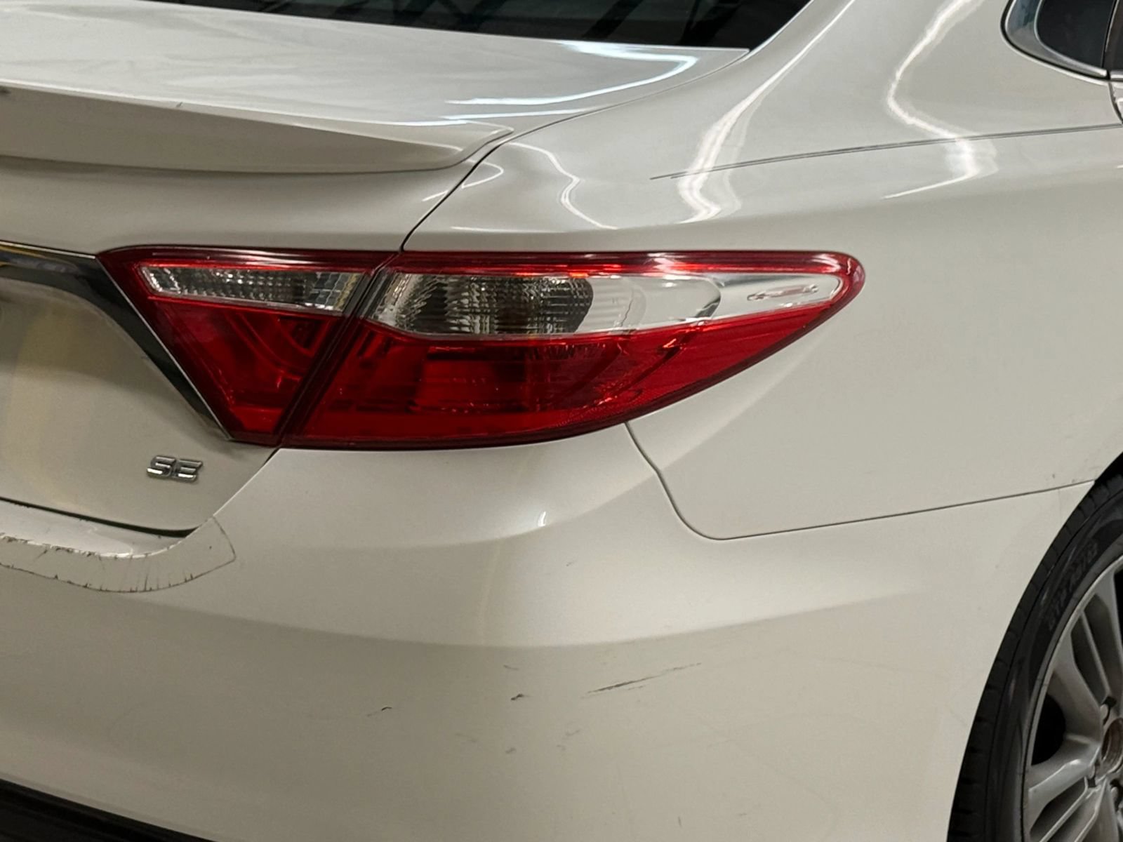 Used 2017 Toyota Camry SE FWD image 10