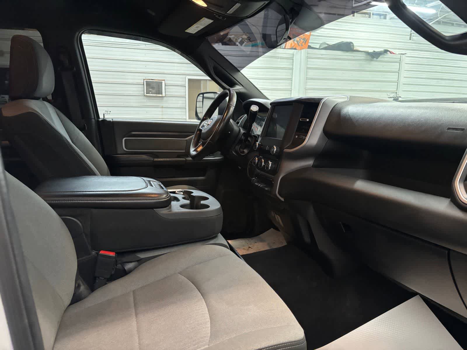 Used 2022 RAM 2500 Big Horn AWD/4WD image 25