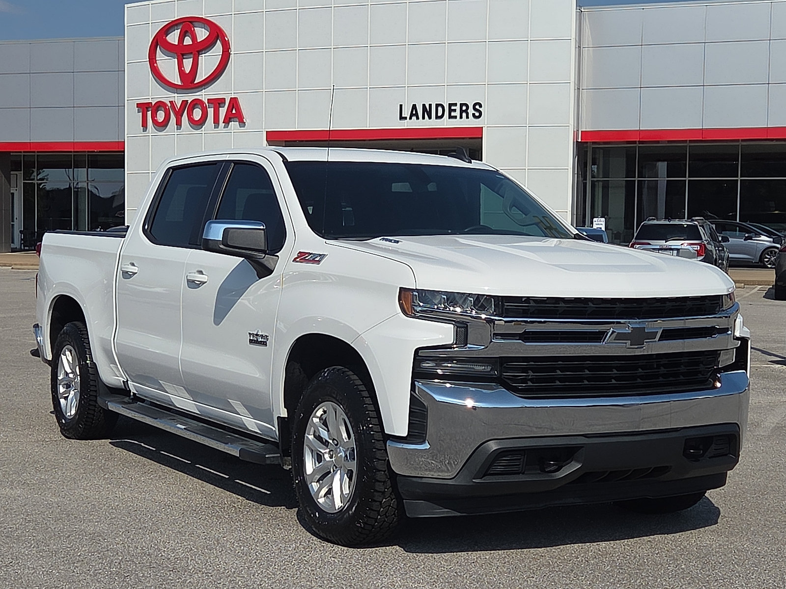 Used 2020 Chevrolet Silverado 1500 LT w/ Texas Edition
