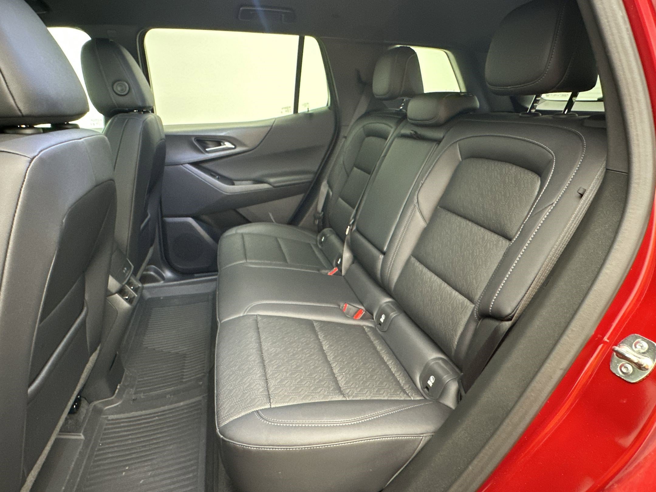Certified 2026 Chevrolet Equinox LT w/ Convenience Package II image 16