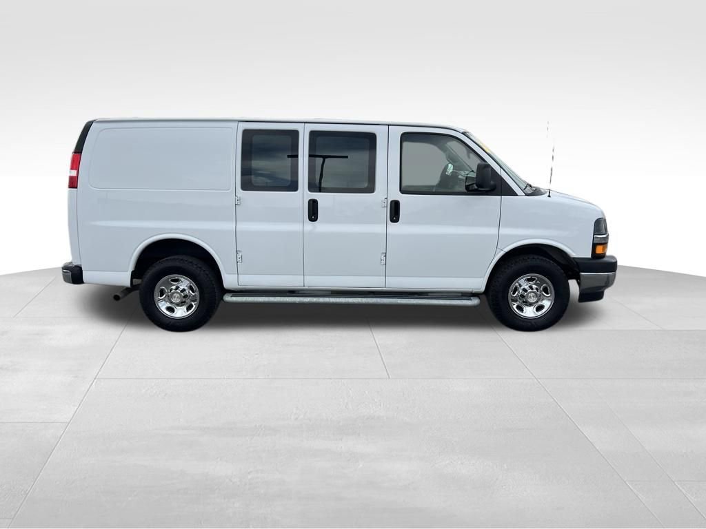 Used 2024 Chevrolet Express 2500 w/ Driver Convenience Package image 8