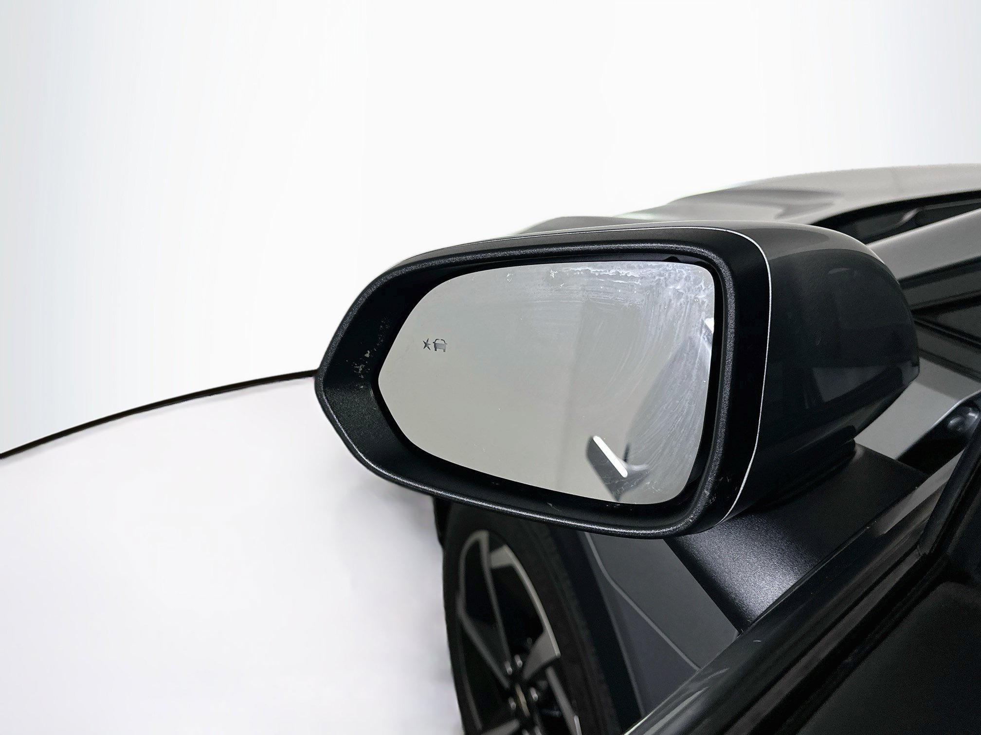 Used 2025 Chevrolet Equinox EV LT FWD image 16