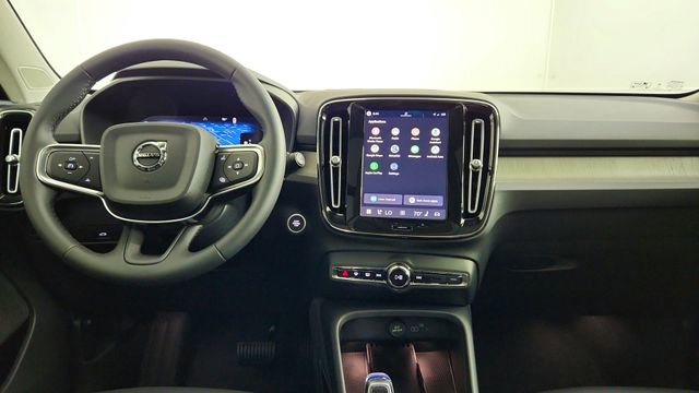 New 2026 Volvo XC40 B5 Ultra w/ Climate Package AWD/4WD image 25