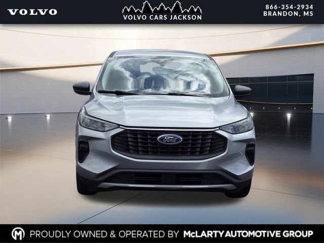 Used 2023 Ford Escape Active FWD image 2