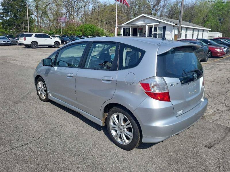 Used 2011 Honda Fit Sport image 4