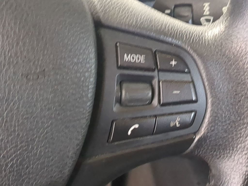 Used 2013 BMW 328i xDrive Sedan AWD/4WD image 31