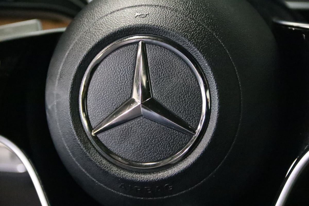 Used 2025 Mercedes-Benz GLE 350 4MATIC w/ Winter Package image 47