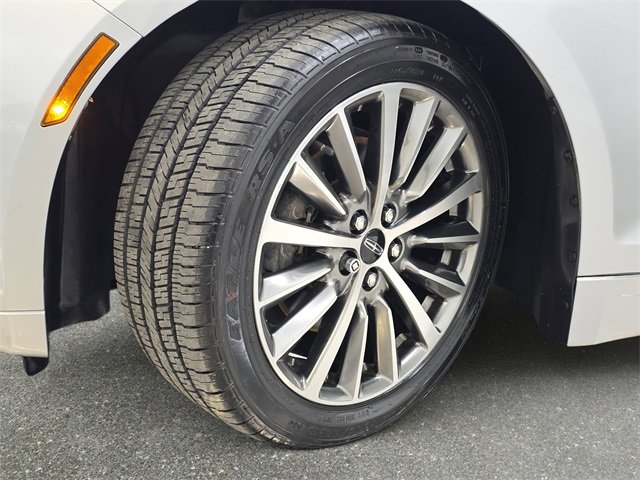 Used 2020 Lincoln MKZ AWD w/ Convenience Package image 31