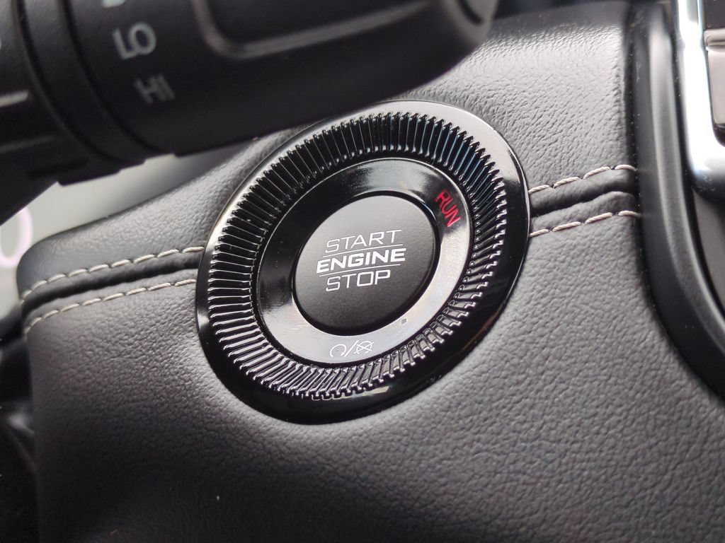 Used 2023 Jeep Compass High Altitude AWD/4WD image 24