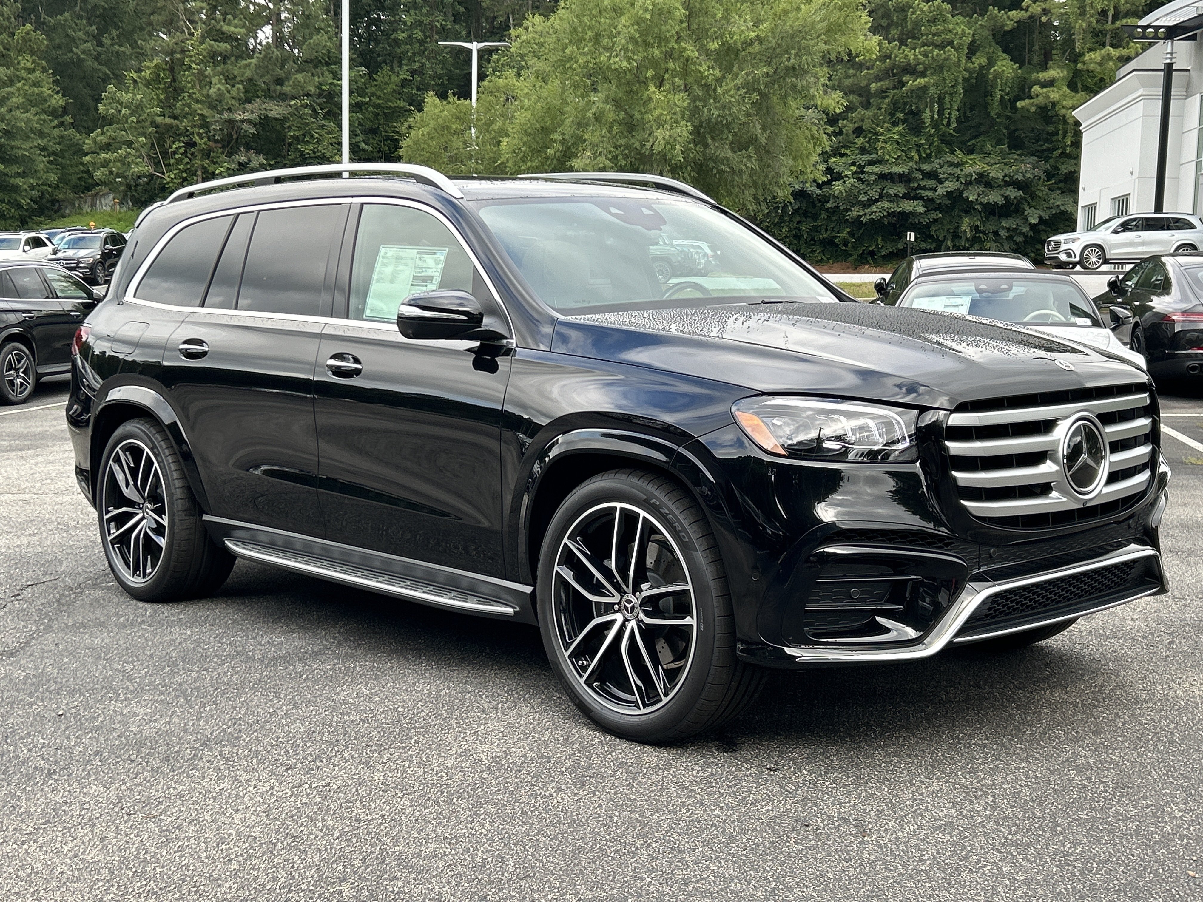 New 2026 Mercedes-Benz GLS 580 4MATIC image 4