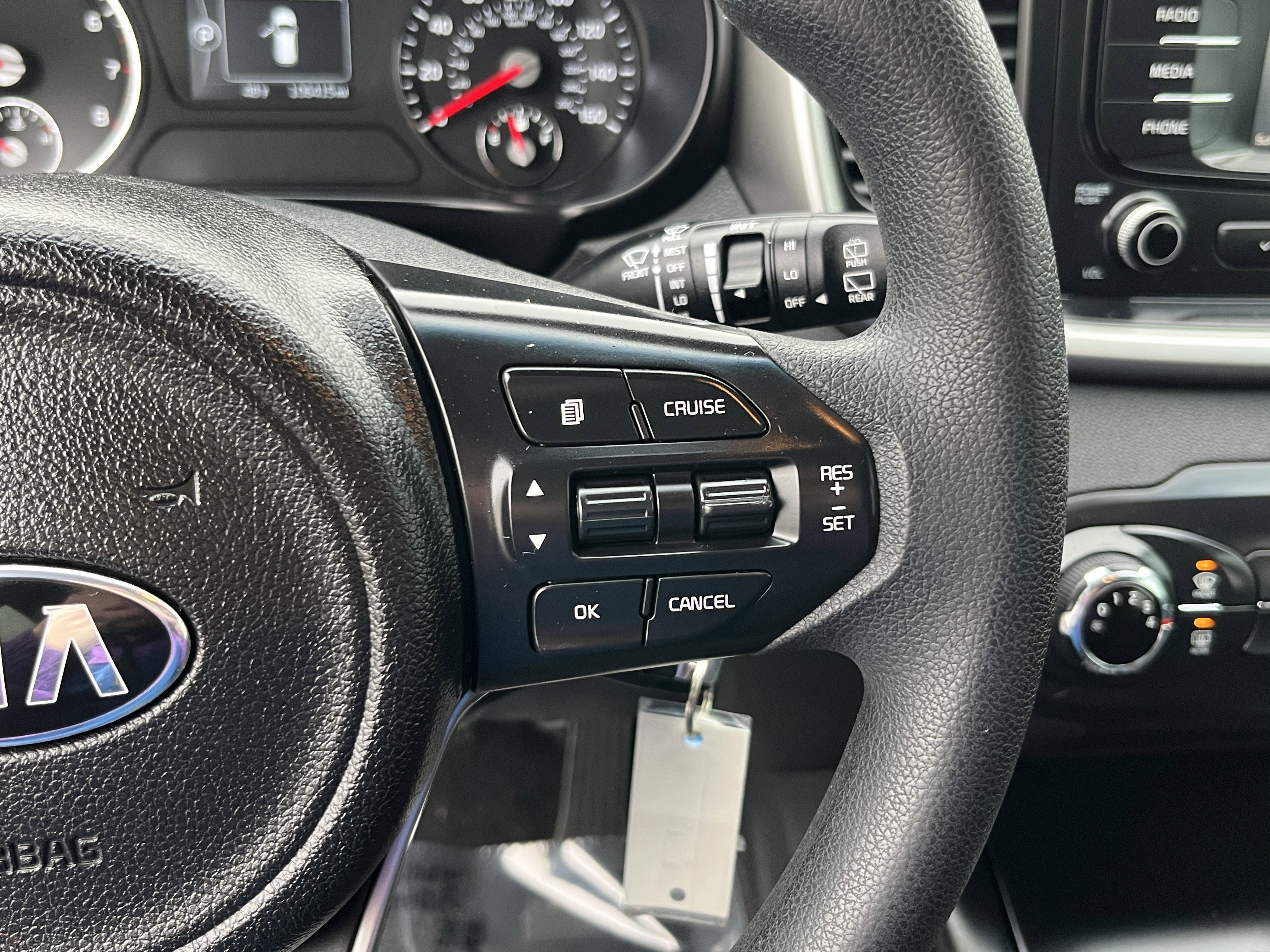 Used 2016 Kia Sorento LX image 17