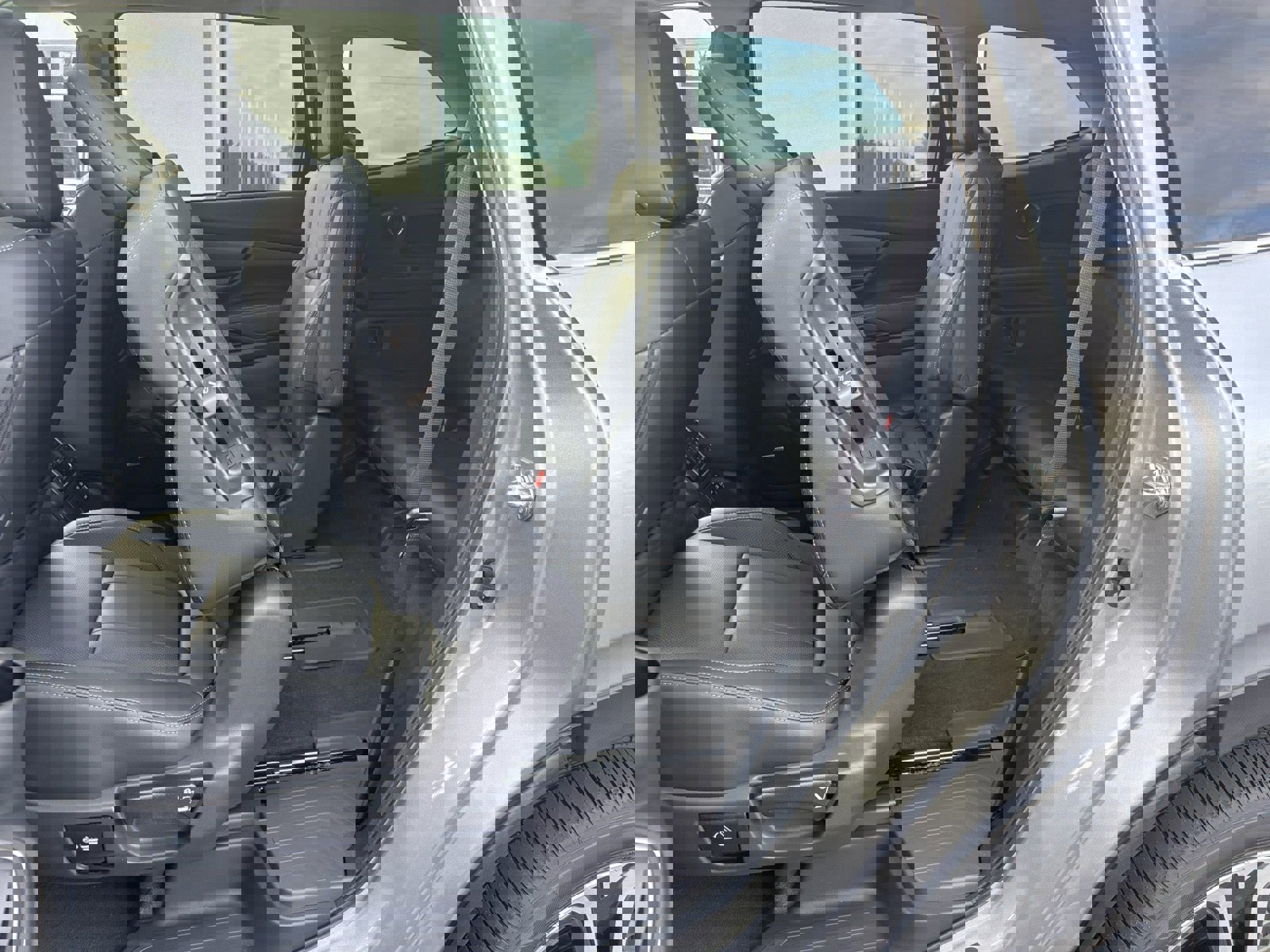 New 2025 Subaru Ascent Limited image 37