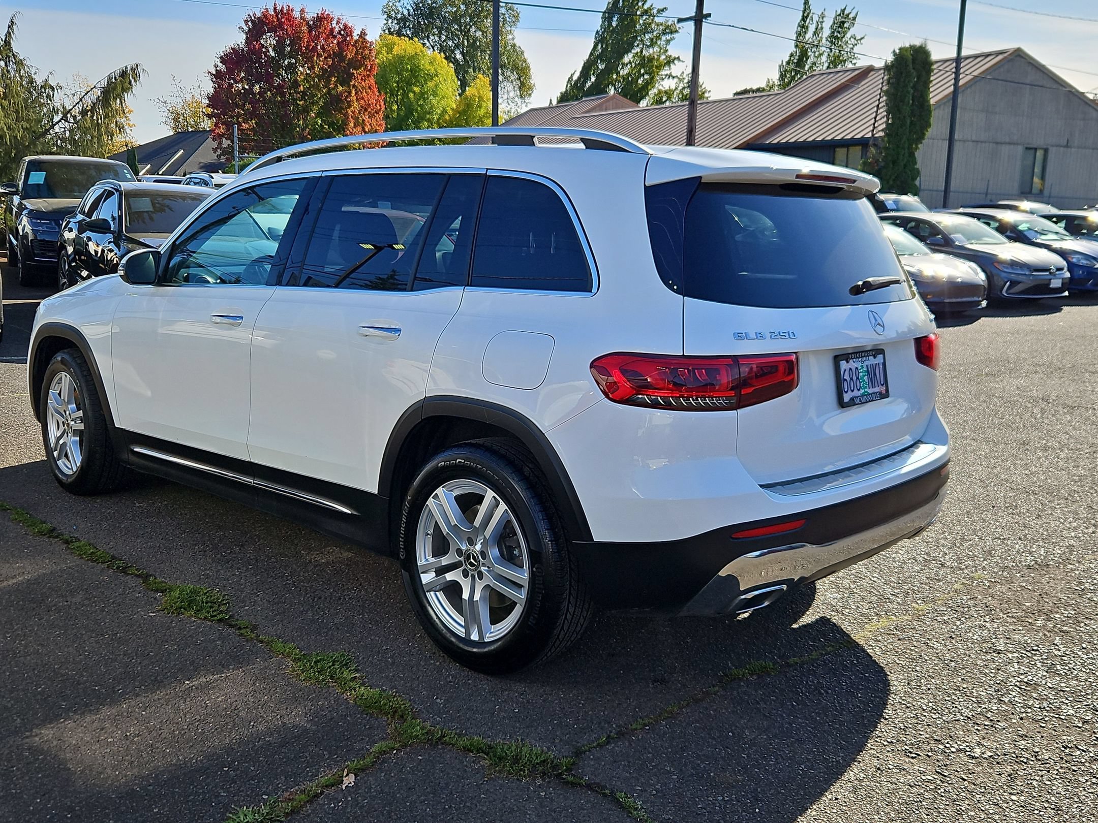 Used 2021 Mercedes-Benz GLB 250 4MATIC image 3