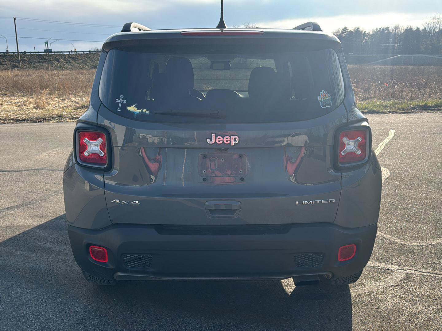 Used 2020 Jeep Renegade Limited image 4