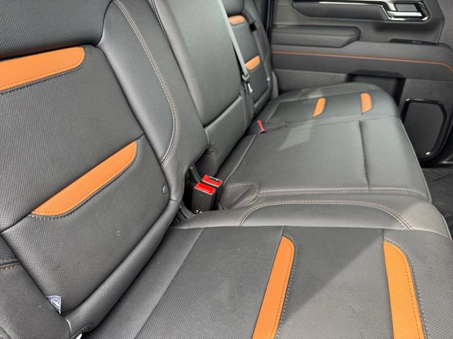 Used 2025 GMC Sierra 2500 AT4 w/ AT4 Premium Plus Package image 27