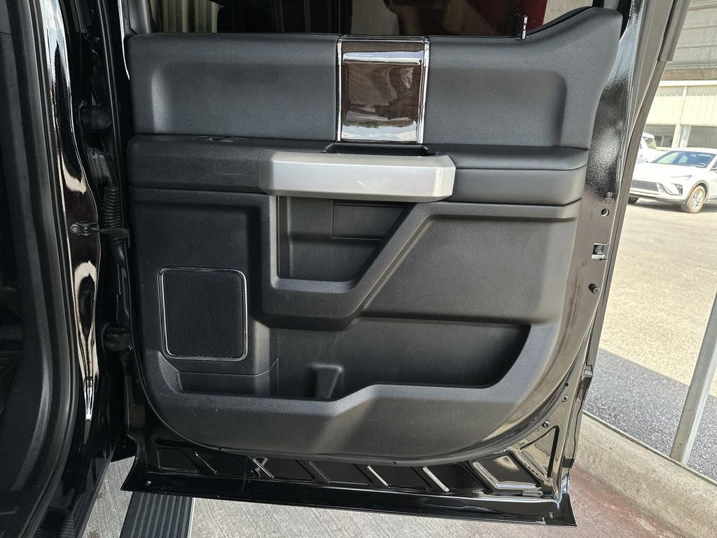 Used 2017 Ford F250 Platinum w/ Platinum Ultimate Package image 32