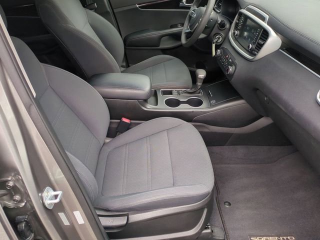 Used 2019 Kia Sorento LX image 30