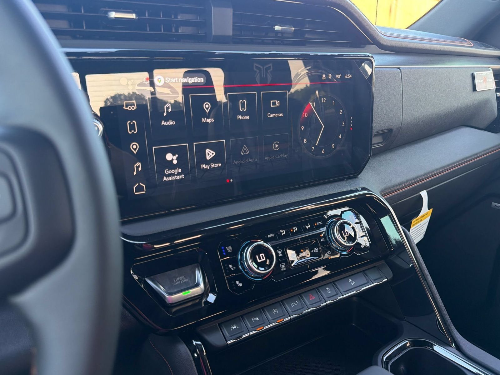 New 2026 GMC Sierra 1500 AT4 w/ AT4 Premium Package AWD/4WD image 17