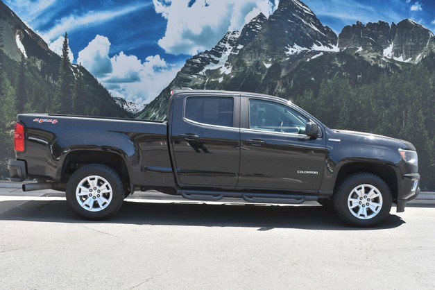Used 2018 Chevrolet Colorado LT w/ LT Convenience Package AWD/4WD image 2