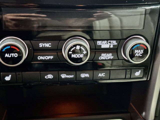 Used 2020 Subaru Ascent Limited AWD/4WD image 15