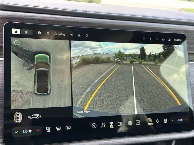 Used 2026 Rivian R1S Adventure Dual AWD/4WD image 13