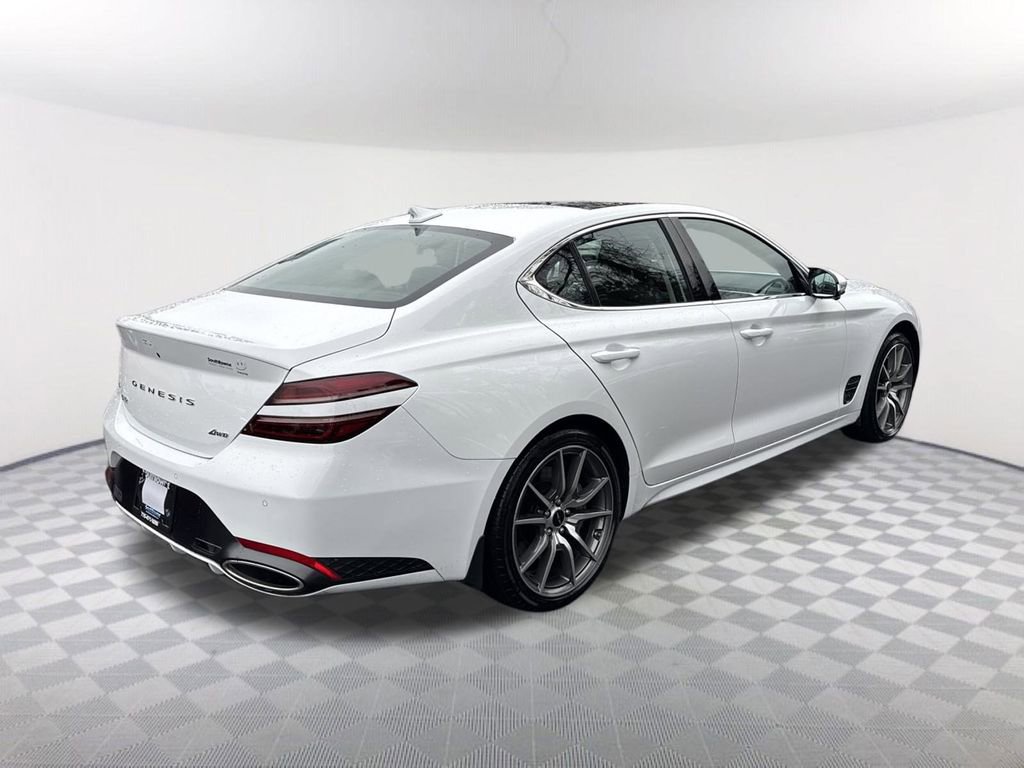 Used 2026 Genesis G70 2.5T Prestige image 5