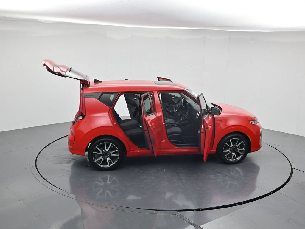Used 2021 Kia Soul GT-Line FWD image 50