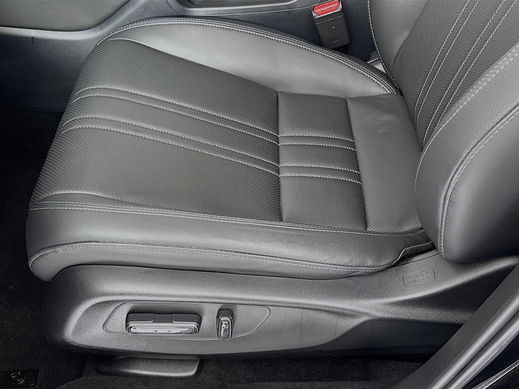 Certified 2024 Honda HR-V EX-L image 18