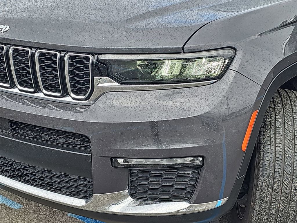 Used 2022 Jeep Grand Cherokee L Limited image 36