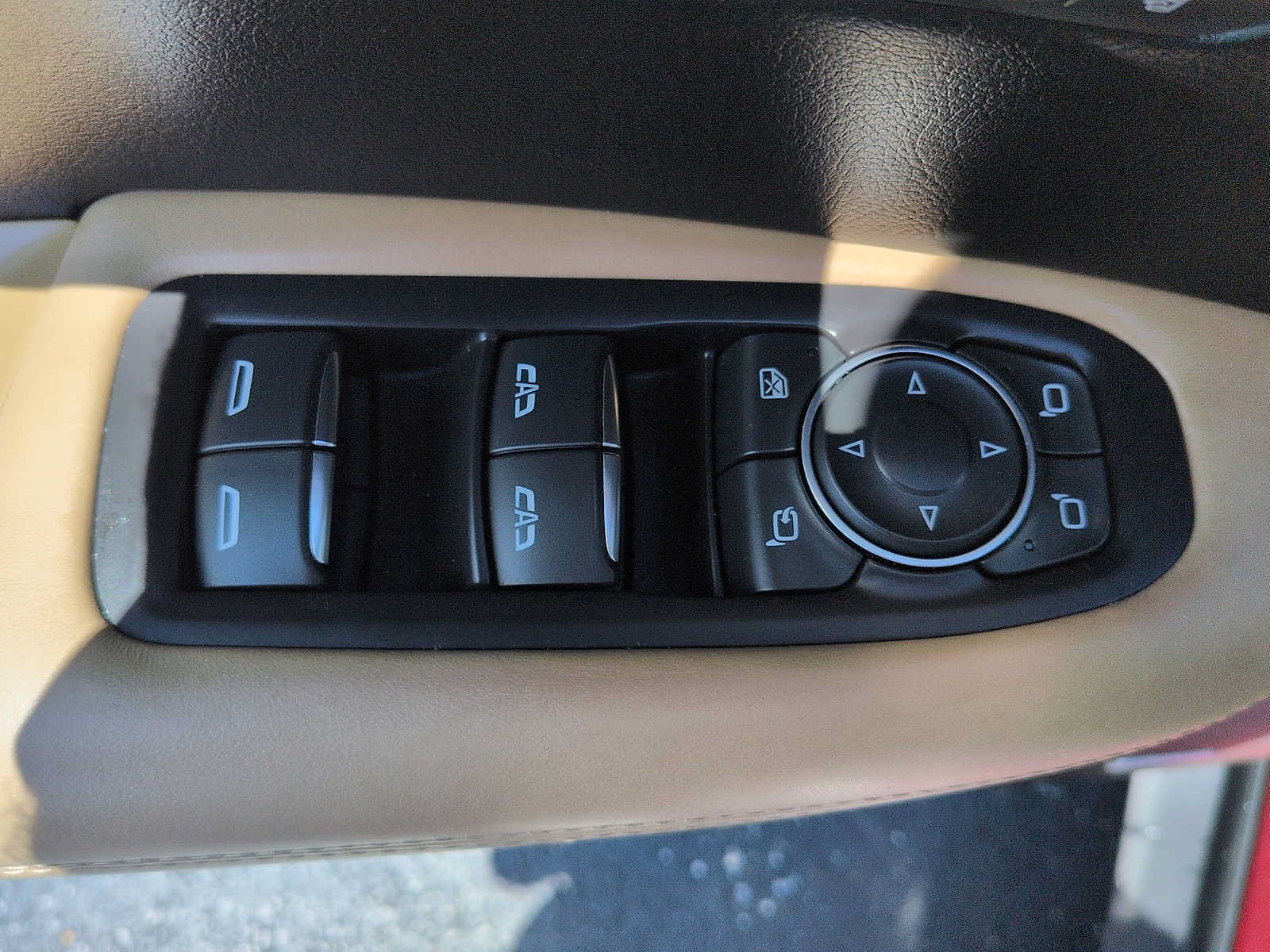 Used 2020 Cadillac XT5 Premium Luxury w/ Platinum Package AWD/4WD image 14