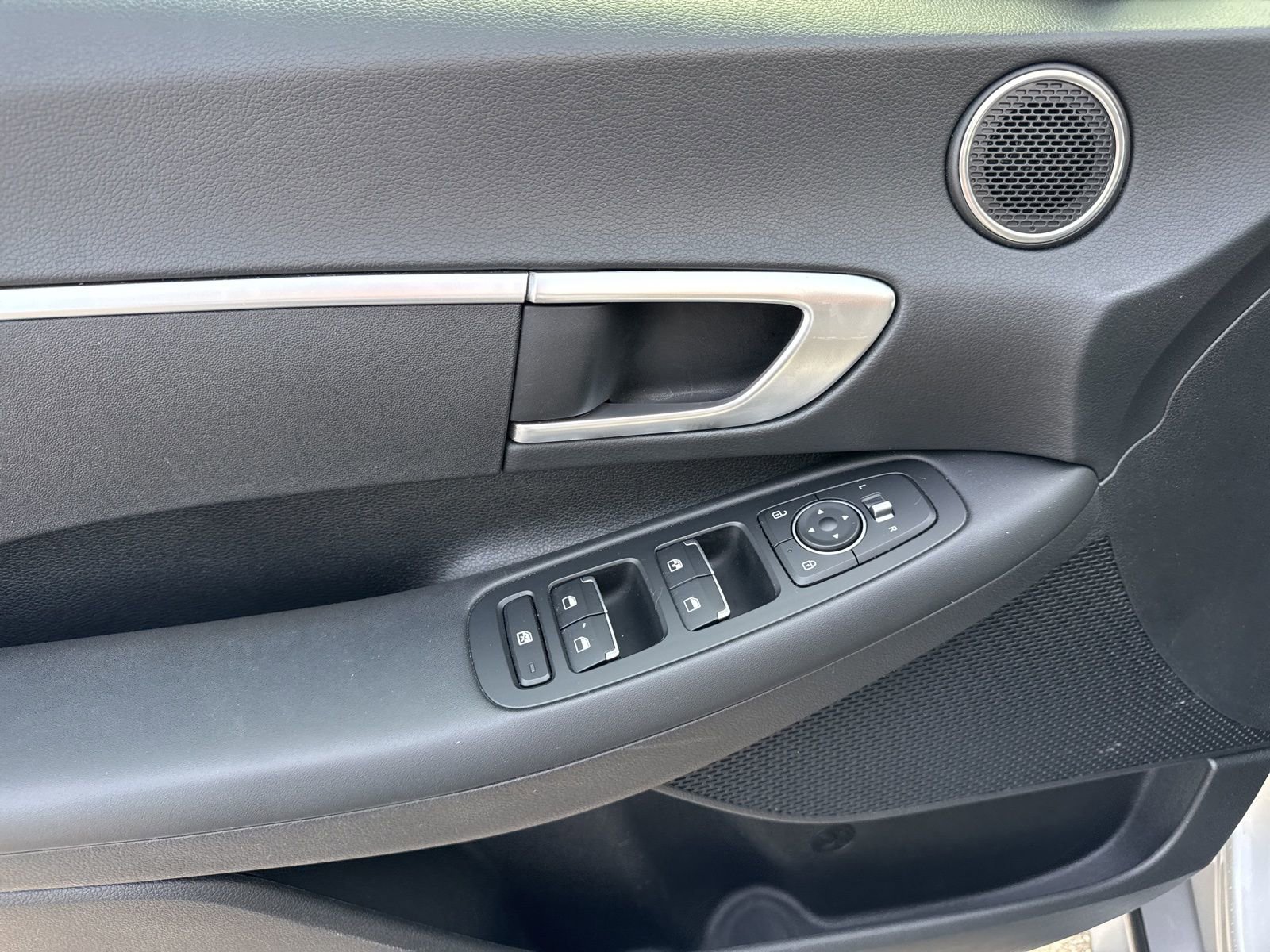 Used 2021 Hyundai Sonata SE image 15