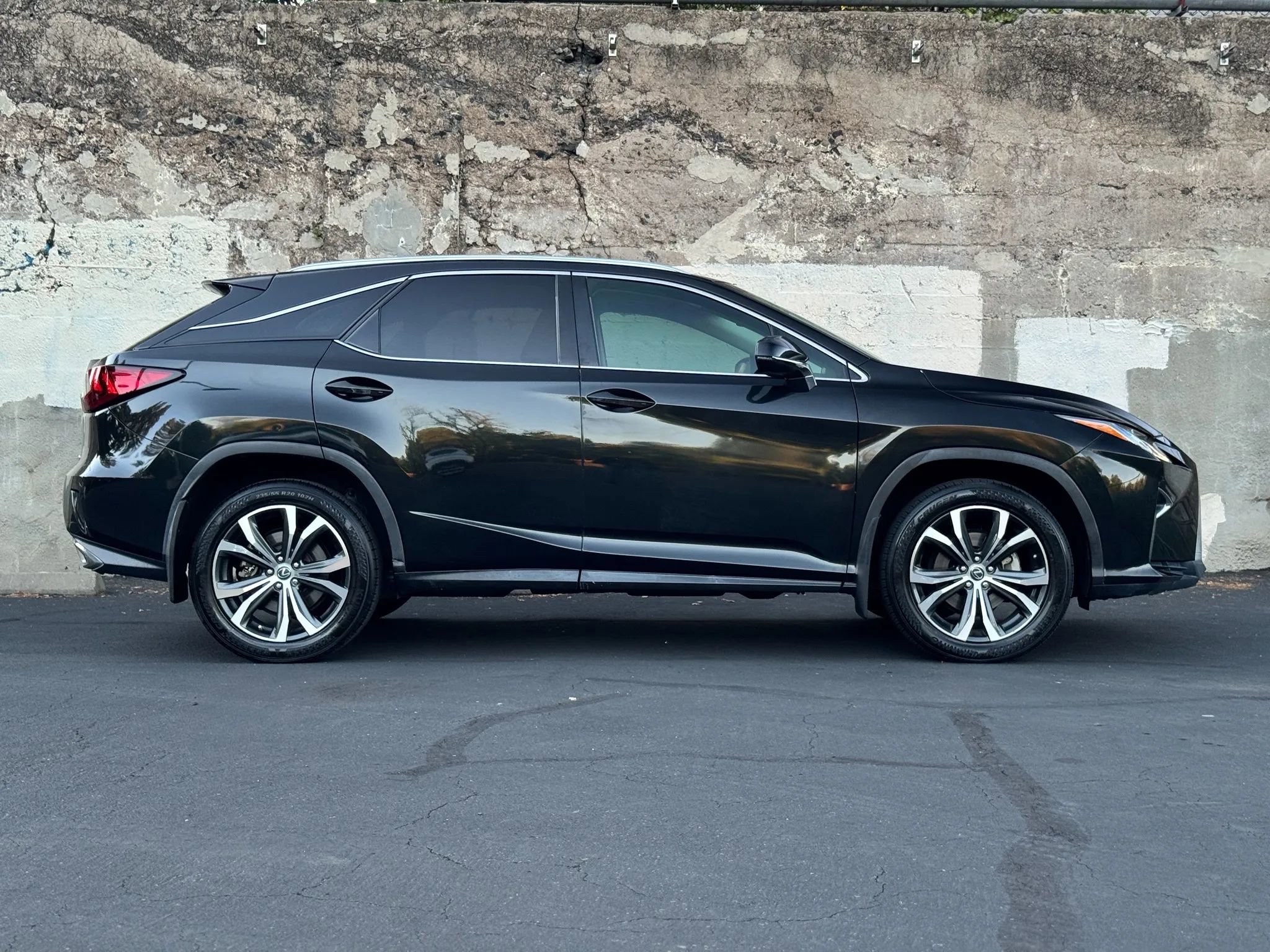 Used 2018 Lexus RX 350 FWD w/ Premium Package image 5