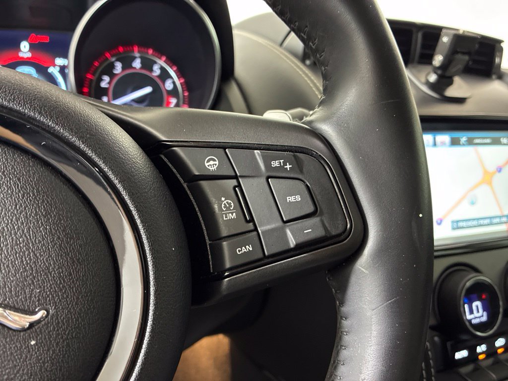 Used 2017 Jaguar F-TYPE R AWD/4WD image 19