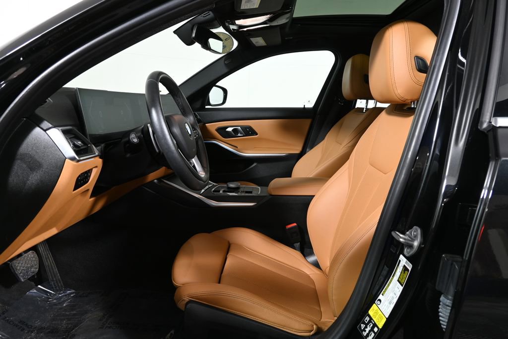 Certified 2024 BMW 330i xDrive Sedan w/ Convenience Package image 3