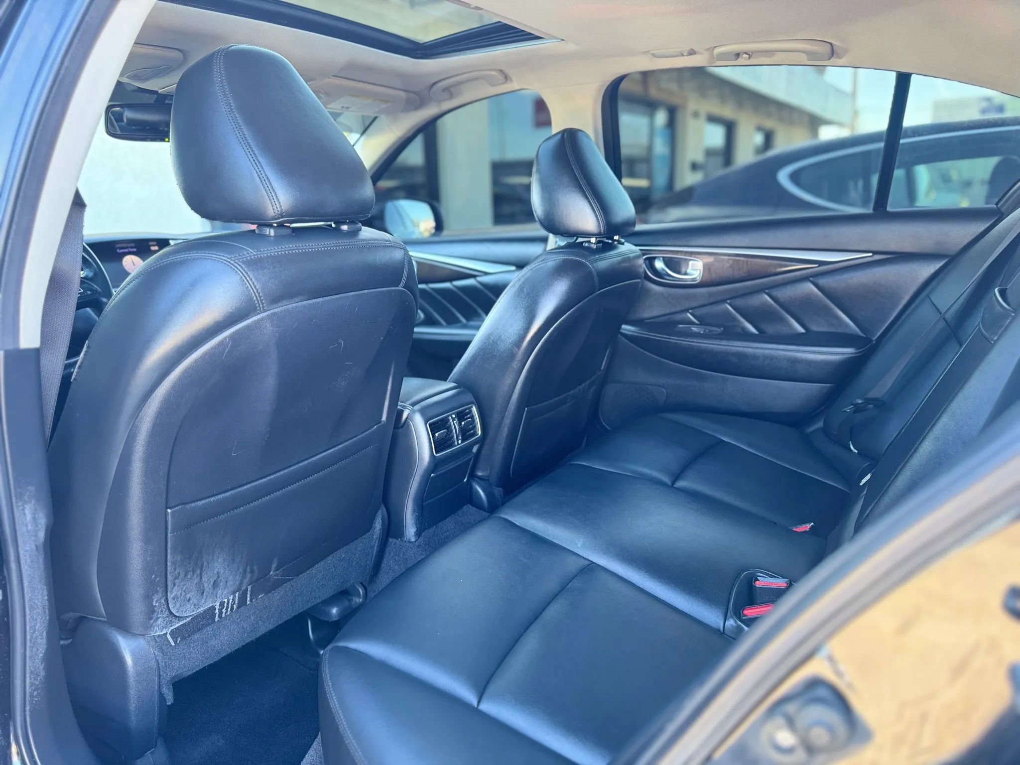 Used 2018 INFINITI Q50 Luxe AWD/4WD image 14