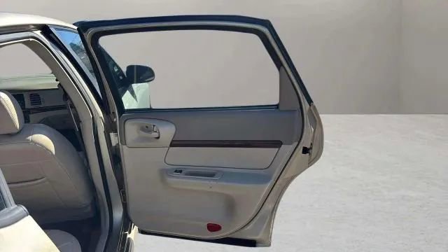 Used 2005 Chevrolet Impala LS w/ Preferred Equipment Group image 36