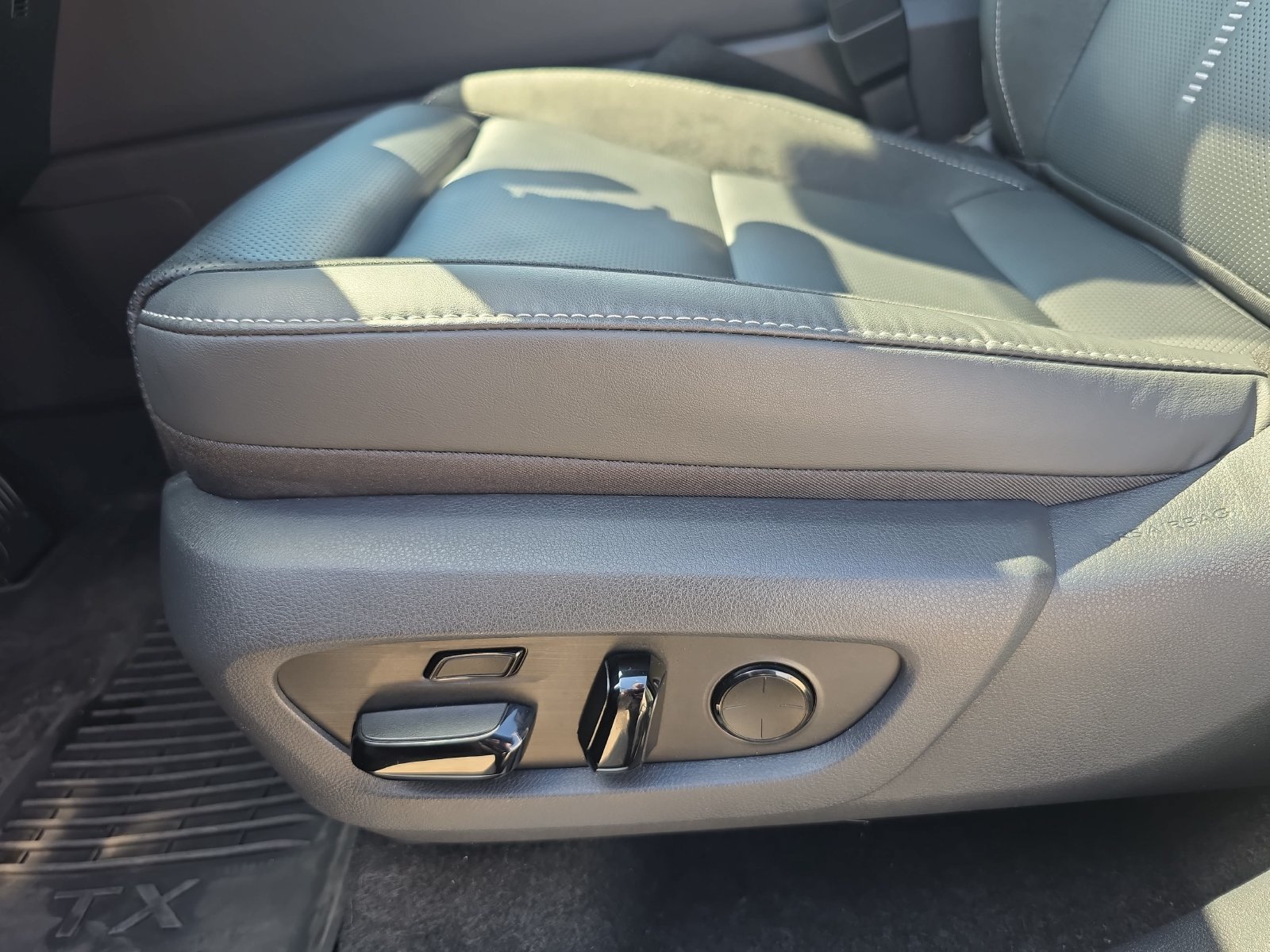 Used 2026 Lexus TX 350 AWD w/ Technology Package image 26