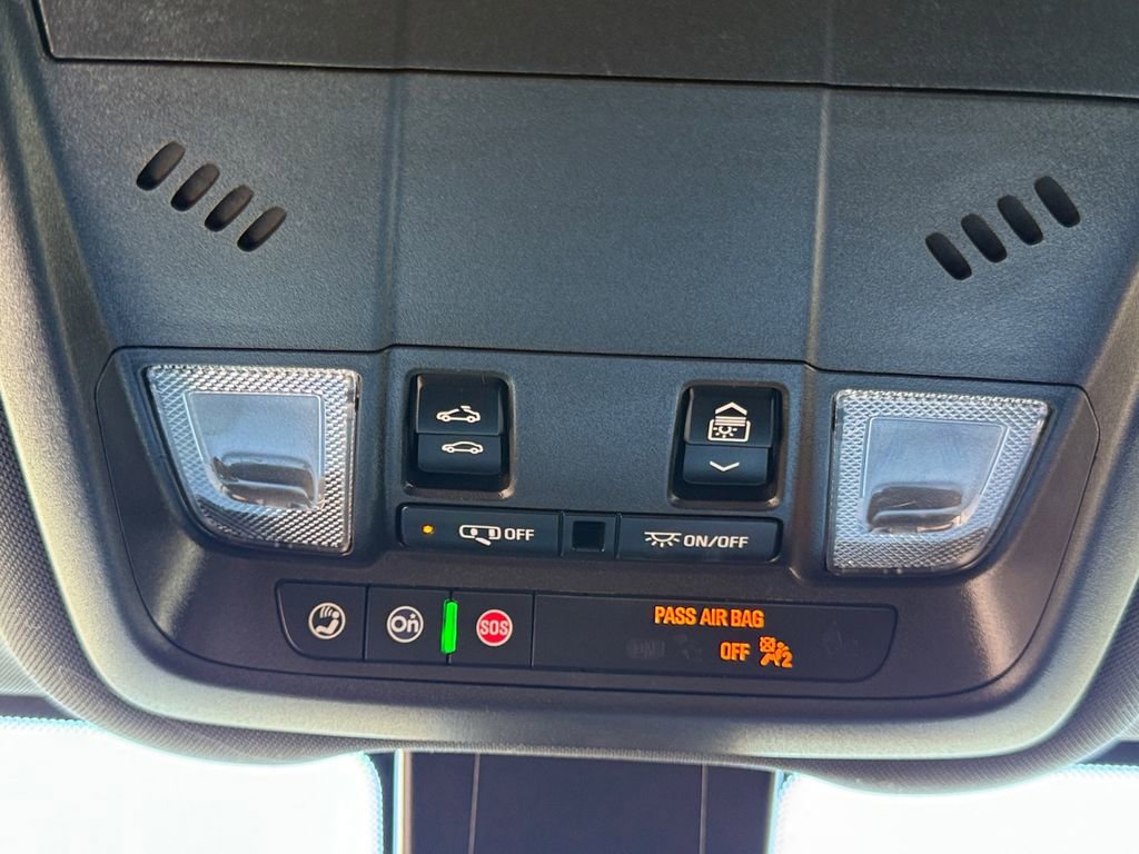 Used 2023 Chevrolet Equinox RS AWD/4WD image 18