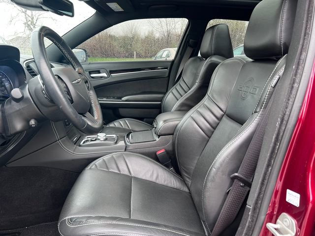 Used 2023 Chrysler 300 C RWD image 4