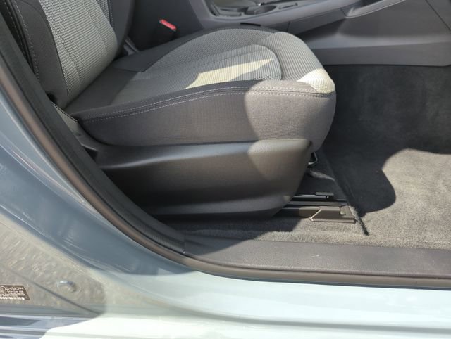 Used 2024 Subaru Crosstrek 2.0i Premium image 34