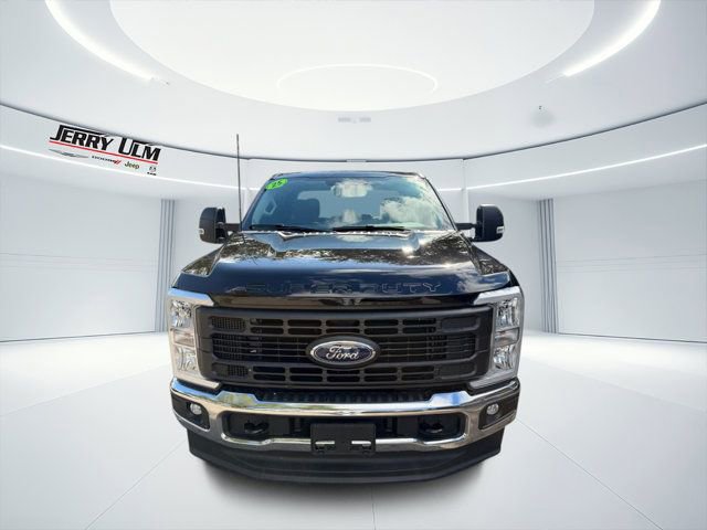 Used 2025 Ford F350 XL w/ FX4 Off-Road Package AWD/4WD image 8