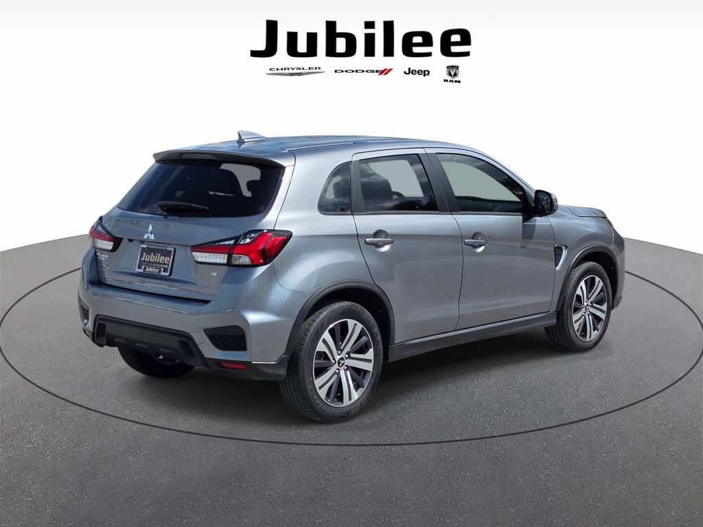 Used 2024 Mitsubishi Outlander Sport SE AWD/4WD image 5