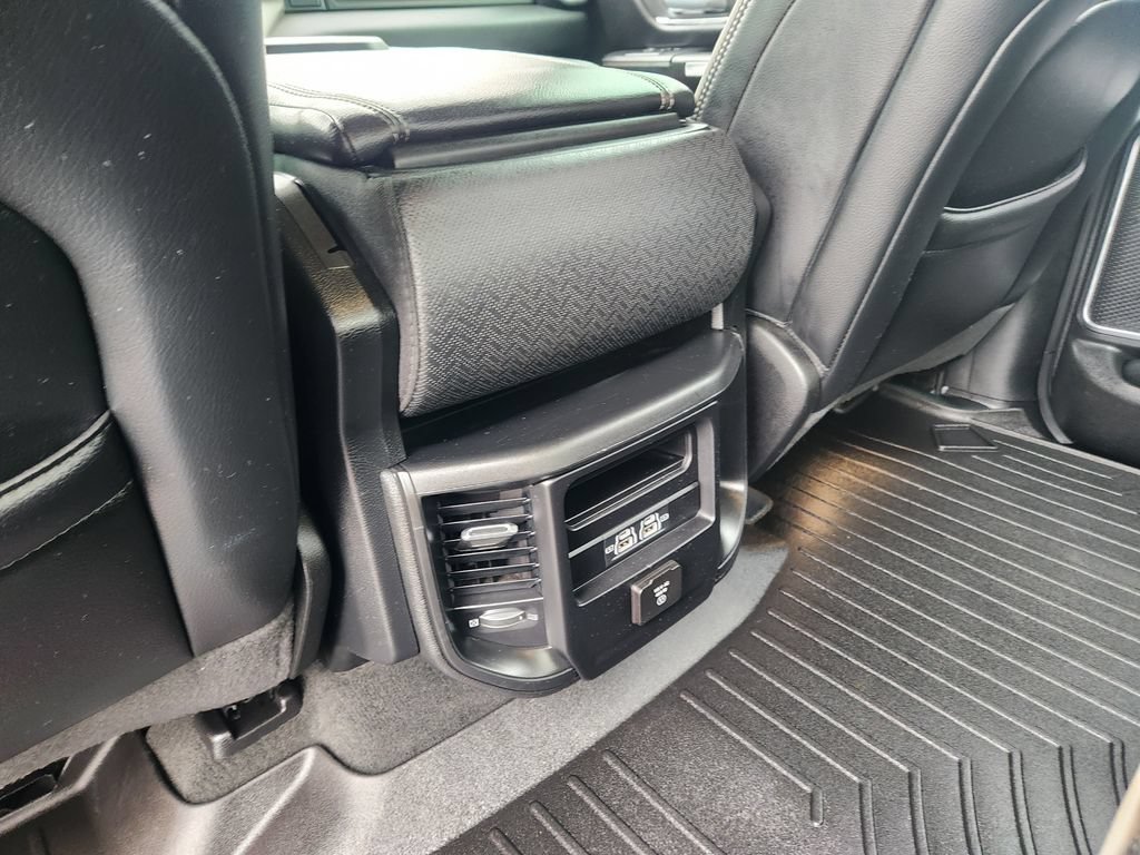 Used 2021 RAM 1500 Laramie AWD/4WD image 30