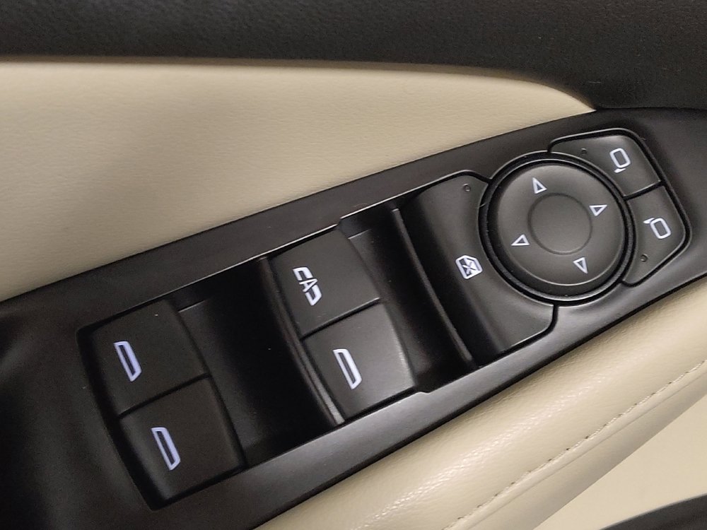 Used 2018 Buick Enclave Essence image 27